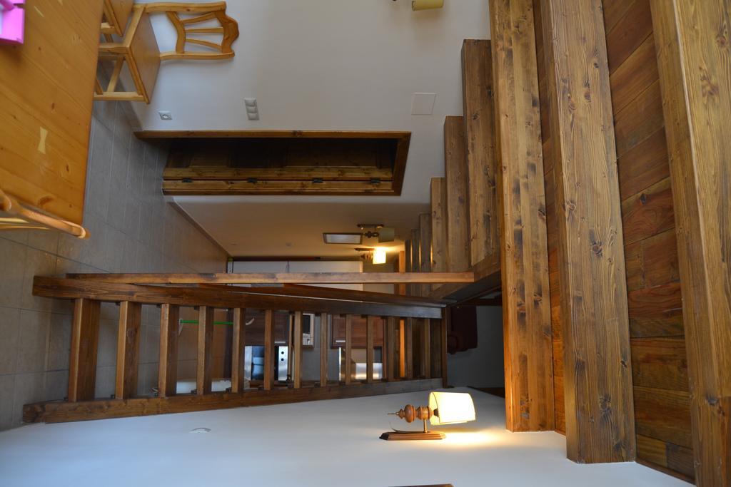 Hostal La Muntanya Castellar De N'Hug Extérieur photo