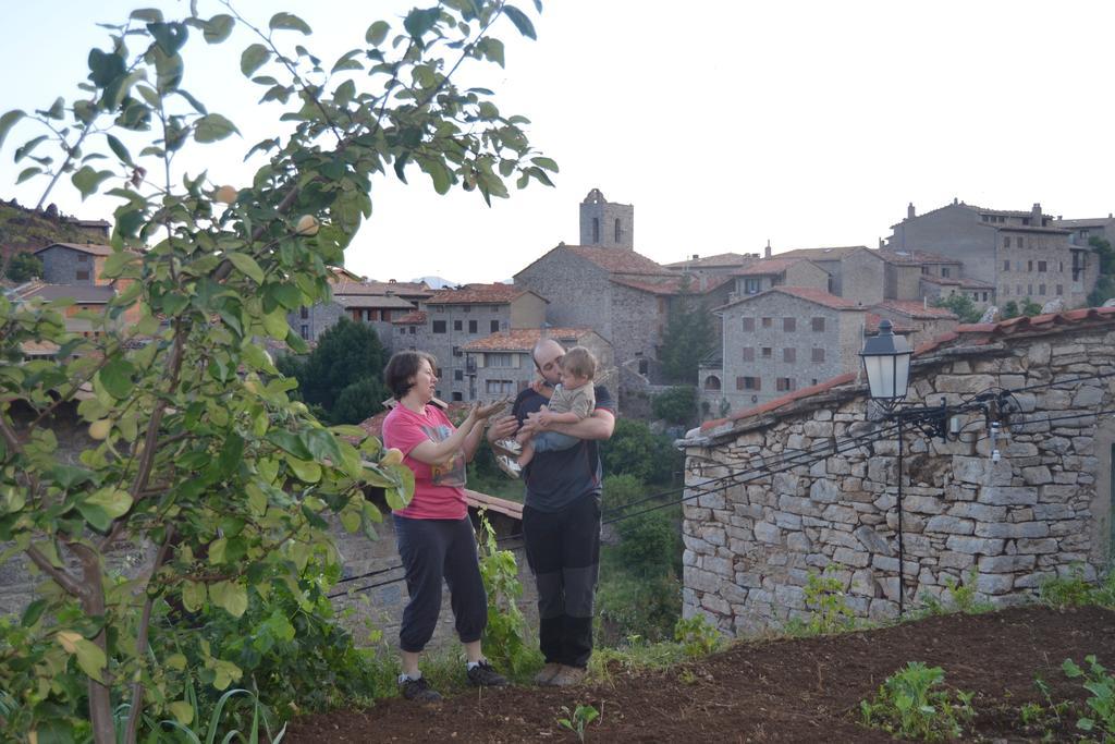 Hostal La Muntanya Castellar De N'Hug Extérieur photo