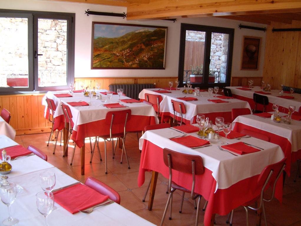 Hostal La Muntanya Castellar De N'Hug Extérieur photo
