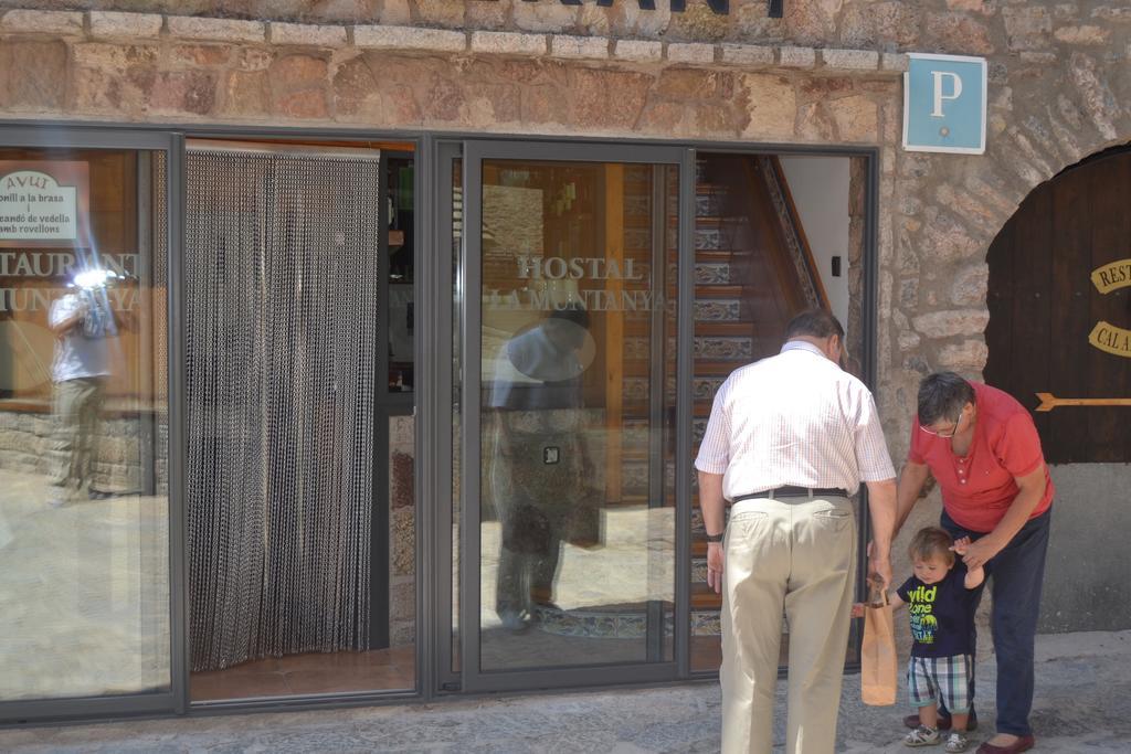Hostal La Muntanya Castellar De N'Hug Extérieur photo