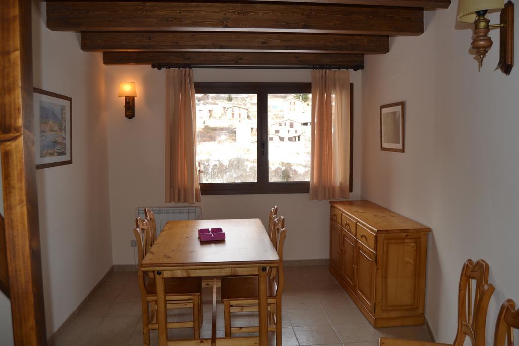 Hostal La Muntanya Castellar De N'Hug Extérieur photo